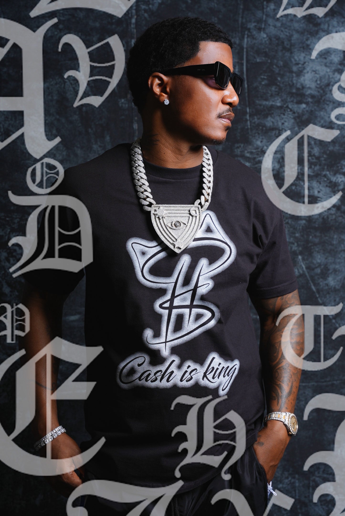 Cash is king Logo Tee