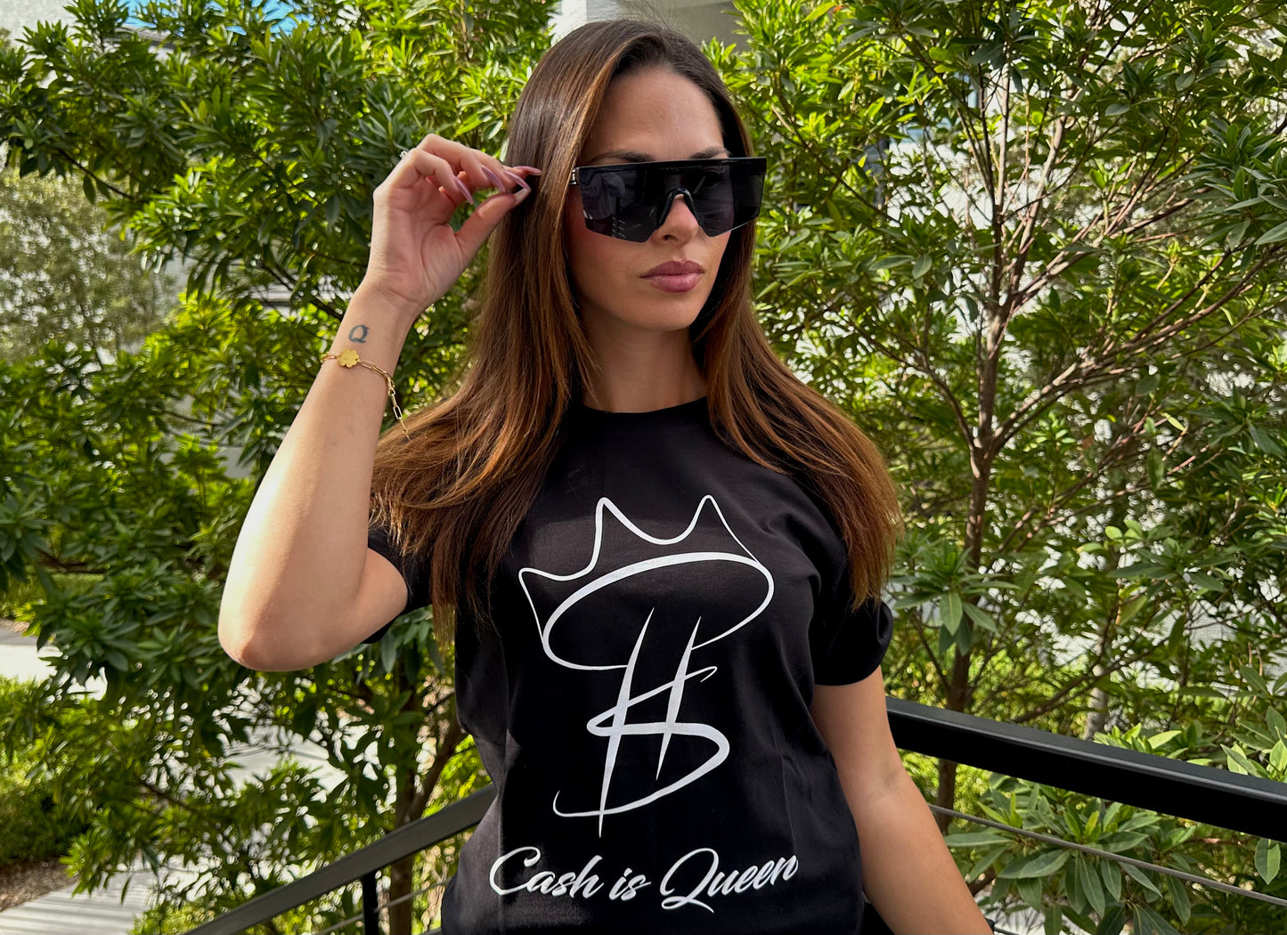 Cash Is Queen Logo T-shirt